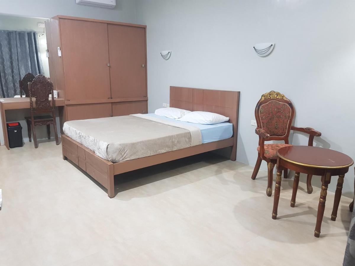 B&S Pension House Dipolog Dış mekan fotoğraf